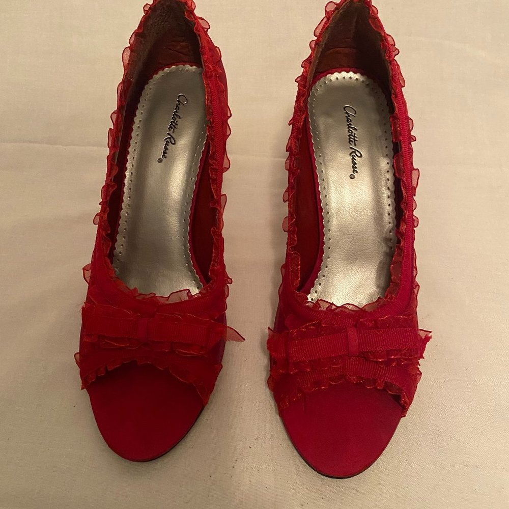 Charlotte Russe Red Satin peep toe pumps Size 9 Toe ruffle bow Ribbon. used